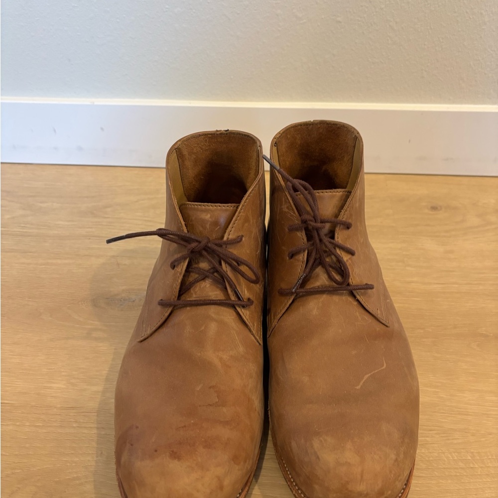 Men's Tan Leather Chukka Boots
